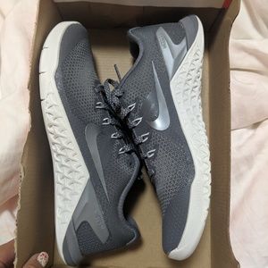 Nike Metcon 4 Gray